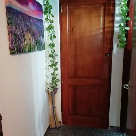 Aguilon Apartment *